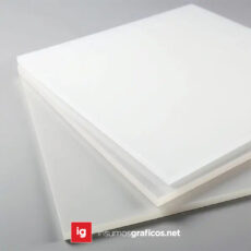 Acrílico Translúcido Blanco 2 mm 122x244 cm